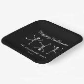 白黒の手書きスケルトンハッピーハローウィン ペーパープレート (傾斜あり)