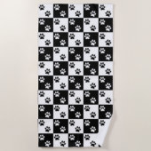 白黒の手紙印刷市松模様にビーチタオル ビーチタオル (正面)