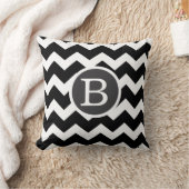 白黒の抽象的なジグザグ形のシェブロンの装飾用クッション クッション (ブランケット)