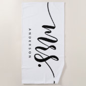 白黒の新婚の花嫁パーソナライズされた夫人 ビーチタオル (正面)