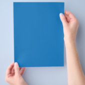 白黒の時計が付いた青い背景 チラシ (手)