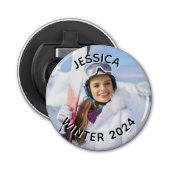 白黒の曲線の文字家族の写真 栓抜き (正面)