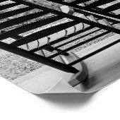 白黒の木製ロッキングチェア ポスター (角)