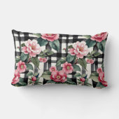 白黒の格子模様の上にピンクのカメリアストライプス ランバークッション (裏面)