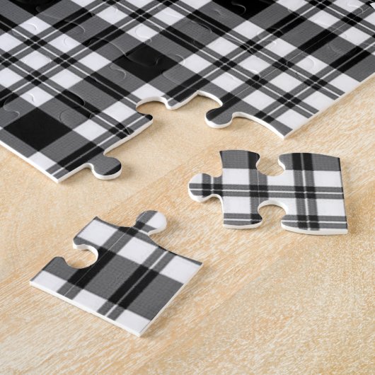 白黒の格子状ジグソーパズルデイジー ジグソーパズル (側面)