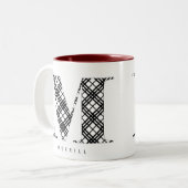 白黒の格子縞の文字M ツートーンマグカップ (正面左)