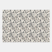 白黒の植物模様のクリスマス素朴 ラッピングペーパーシート (正面)