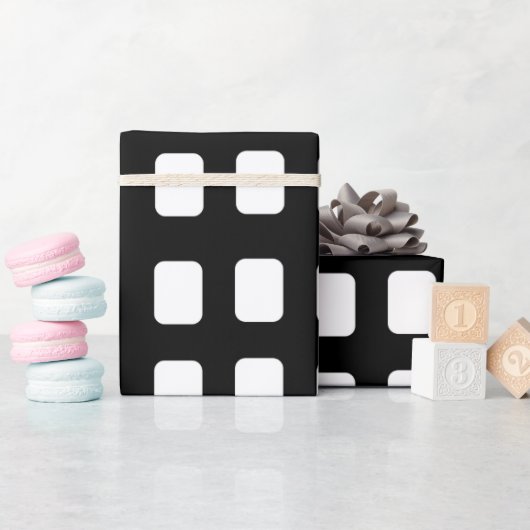 白黒の正方形パターン ラッピングペーパー (ベビーシャワー)