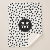 白黒の水彩筆跡モノグラム シェルパブランケット (正面)