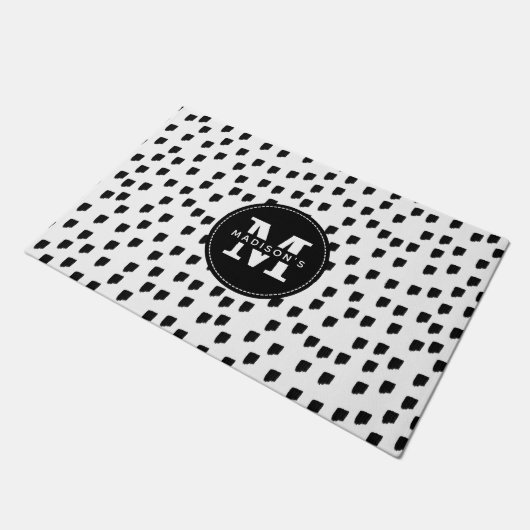 白黒の水彩筆跡モノグラム ドアマット (アングル)