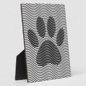 白黒の波に犬の足を印刷 フォトプラーク (側面)