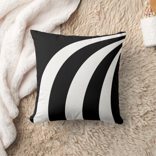白黒の波線装飾用クッション クッション (ブランケット)