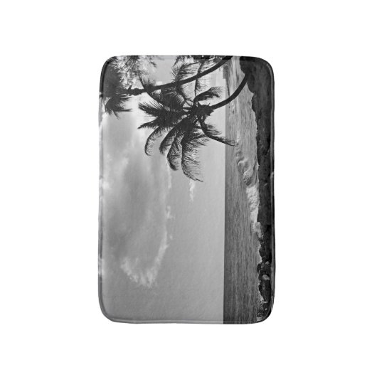 白黒の熱帯ヤシの木のビーチ バスマット (正面縦)