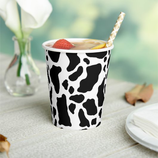 白黒の牛の斑点アニマルプリントパターン 紙コップ (インサイチュ)