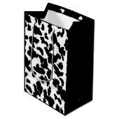 白黒の牛の隠しファーパターン ミディアムペーパーバッグ (正面アングル)