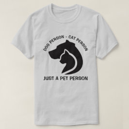 白黒の犬と猫 Tシャツ