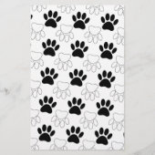 白黒の犬の手の印刷パターン 便箋 (正面)