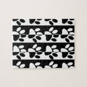 白黒の犬の手足とストライプ ジグソーパズル (横)