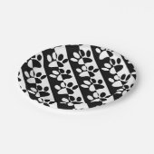 白黒の犬の手足とストライプ ペーパープレート (アングル)