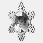 白黒の猫 スノーフレークピューターオーナメント (右)