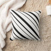 白黒の目盛り付きストライプ クッション (ブランケット)