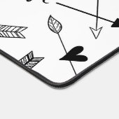 白黒の矢印とハート デスクマット (コーナー)