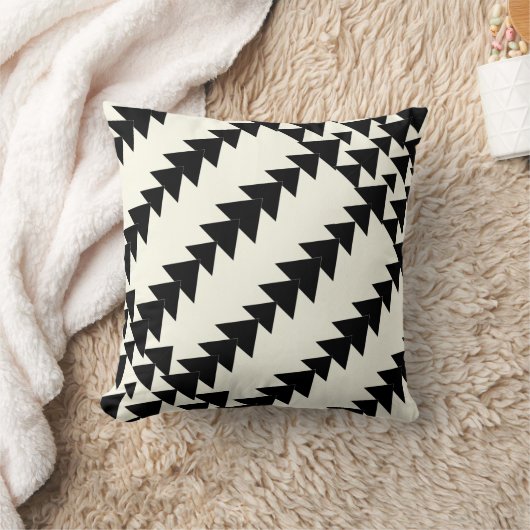 白黒の矢印ダイヤモンドの幾何学的パターン クッション (ブランケット)