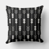 白黒の矢印パターンシンプルアート クッション (裏面)