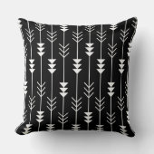 白黒の矢印パターンシンプルアート クッション (正面)