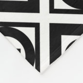 白黒の等号ジオメトリパターン フリースブランケット (角)