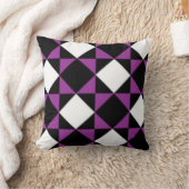 白黒の紫色のモダンなダイヤモンドの点検パターン クッション (ブランケット)