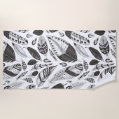 白黒の羽のパターン ビーチタオル (正面)
