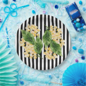 白黒の花に黄色の花を付けストライプる ペーパープレート (パーティー)