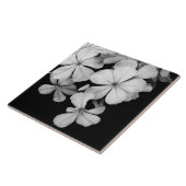白黒の花のクローズアップ タイル (側面)
