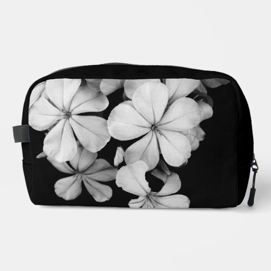 白黒の花のクローズアップ ドップキット (正面)