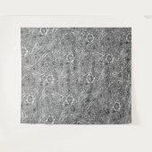 白黒の複雑なフローラデザイン タペストリー (正面(横))