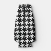 白黒の赤千鳥格子のモノグラム ボトルクーラー (裏面)