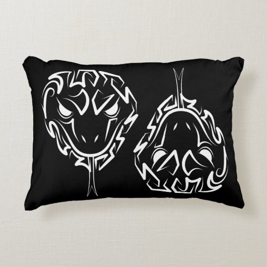 白黒の部族のヘビ アクセントクッション (正面)