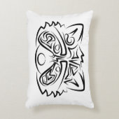 白黒の部族アライグマ アクセントクッション (正面(垂直))