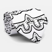 白黒の部族ストライプ模様 ネクタイ (ロール)