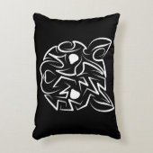 白黒の部族ネズミ アクセントクッション (正面(垂直))