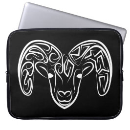 白黒の部族ヤギ ラップトップスリーブ