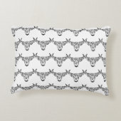 白黒の部族牛 アクセントクッション (裏面)