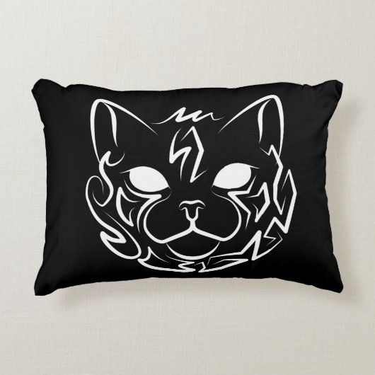白黒の部族猫 アクセントクッション (正面)