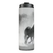 白黒の馬ランニングの写真アートワーク タンブラー (正面)