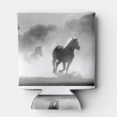 白黒の馬ランニングの写真アートワーク 缶クーラー (裏面)