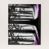 白黒の魅惑的な紫の森 ジグソーパズル (縦)