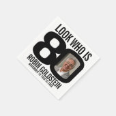 白黒の80歳の誕生日の写真は誰か スタンダードカクテルナプキン (角)