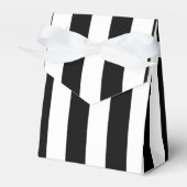 白黒のFavorストライプ boxバッグ フェイバーボックス (正面サイド)