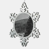 白黒のSnowyの景色 スノーフレークピューターオーナメント (右)